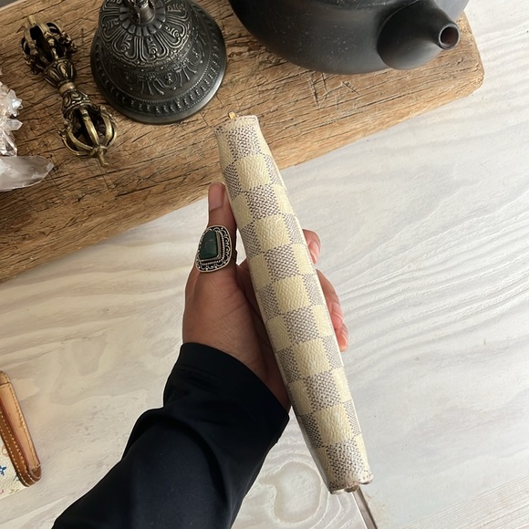 Louis Vuitton long zippy wallet - Picture 7 of 17